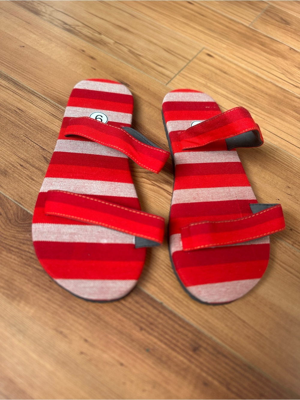 New Striped Red Shirt Sandals Women's Size 9 Slide Sandals